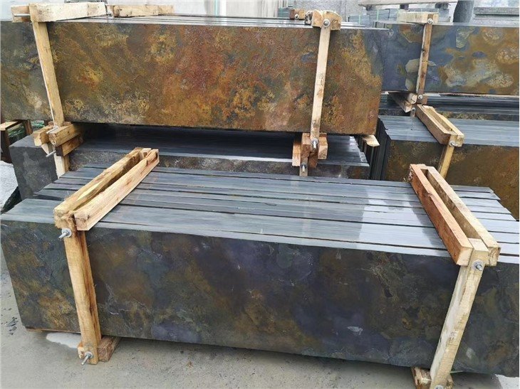 Rusty slate slabs 2